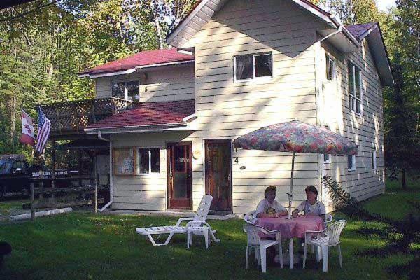 Sunny Birch Cottages Sauble Beach Εξωτερικό φωτογραφία